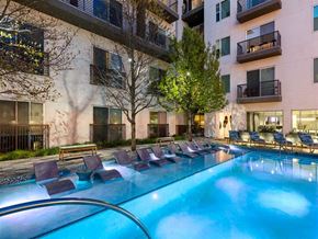 Dallas apartment for rent - Lyra on McKinney Pool with Lounge Chairs
