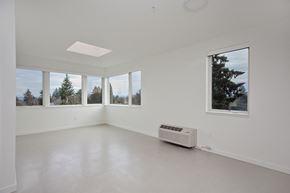 Portland apartment for rent - The Bridgetown Empty Living Room
