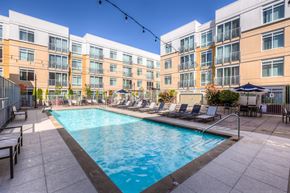 Mercer Island apartment for rent - The Mercer_Mercer Island WA_Community Pool