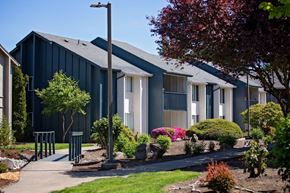 Vancouver apartment for rent - our apartments showcase a beautiful courtyard