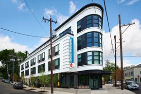 Portland apartment for rent - Multnomah Station Apartments building exterior