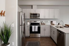 Beaverton apartment for rent - West End District Apartments in Beaverton, Oregon Model Kitchen