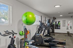 Bend apartment for rent - Bend_OR_Oasis_Gym