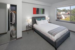 Portland apartment for rent - Boathouse Apartments Model Bedroom