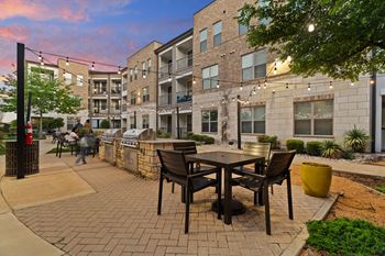 Outdoor lounge