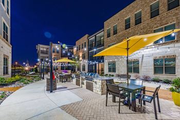 Courtyard bistro