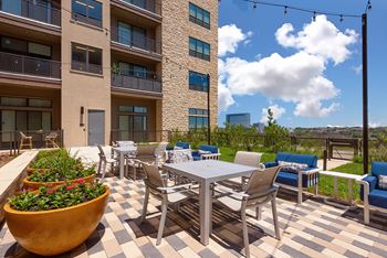 Outdoor lounge