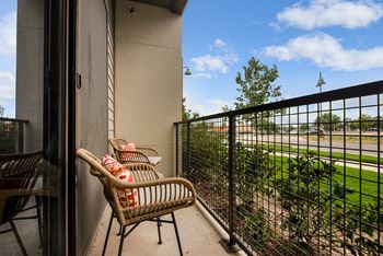 Private patio/balcony