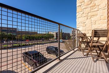 Private patio/balcony