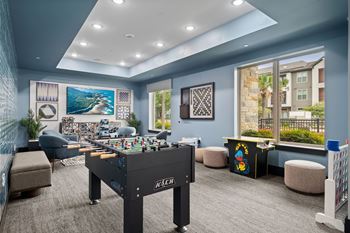 Game lounge