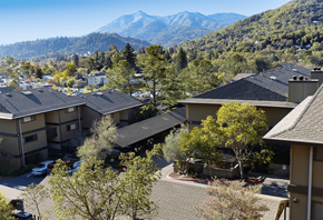 San Anselmo apartment for rent - A mountain range is in the background of a residential area.