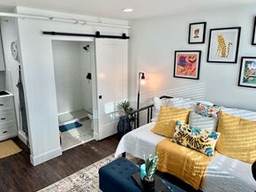 Pasco apartment for rent - The Alegre Model Living Room and Bathroom