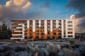 Bend apartment for rent - Strata_Bend_OR_Exterior_day
