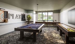 Milwaukee apartment for rent - Billiards Gameroom
