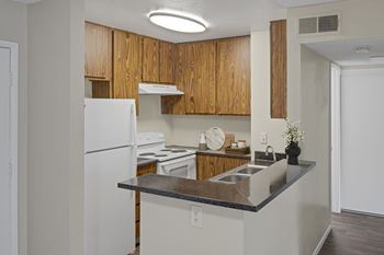 Refrigerator, dishwasher, & oven/range