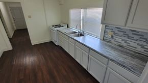 Aubrey apartment for rent - Kitchen