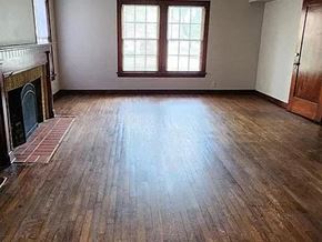 Denton apartment for rent - Original Hardwood Floors