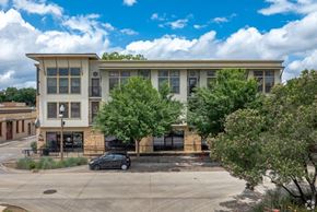 Denton apartment for rent - Entrance at Hickory Street Lofts Apartments, Denton, TX, 76201