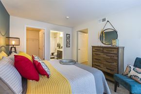Colorado Springs apartment for rent - Gorgeous Bedroom at The Village at Westmeadow, Colorado