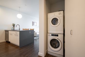 In-unit laundry
