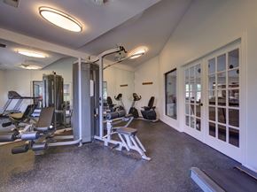 Middletown apartment for rent - Gym at Boulder Pointe Apartments in Middletown, NY 10940