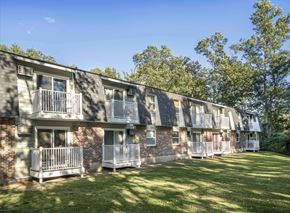 Schenectady apartment for rent - our apartments are located in a quiet area with green grass and trees