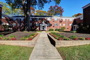 Garwood apartment for rent - Facade in front of property at Garwood Gardens Apartments, Garwood, NJ
