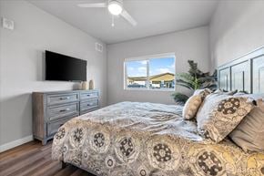 Prescott Valley apartment for rent - a bedroom with a bed and a tv