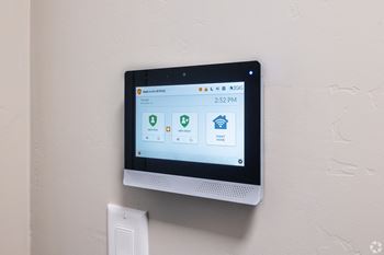 Smart home hub