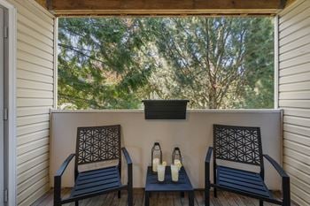 2X1 821 sq. Ft.
