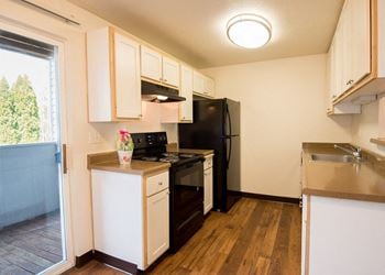 Apartment upgraded kitchen