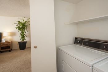  Washer & dryer