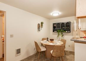 Beaverton apartment for rent - Model dining room at King's Court Apartments, Beaverton, 97006