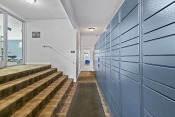 Package lockers available 9:00 am to 9:00 pm