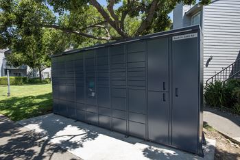 24-Hour package lockers