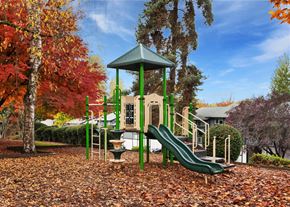 Tualatin apartment for rent - Playground at Rolling Hills Apartments, Oregon