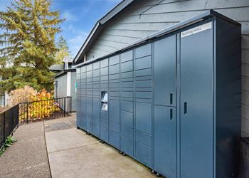 Self-service package lockers