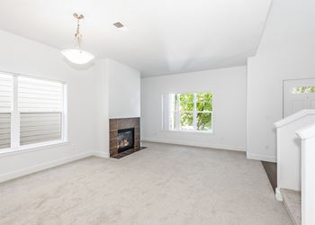 Vacant 3x2.5 1520 Sq. Ft.