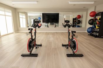Fitness center with fitness on demand