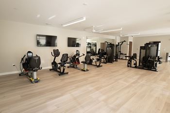 Fitness center with fitness on demand