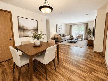 New Berlin apartment for rent - Parkwood Highlands Apartments & Townhomes 55+