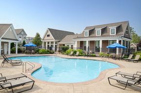 Canton apartment for rent - take a dip in our resort style swimming pool