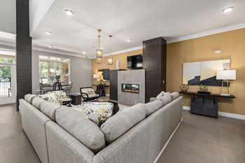 Indoor and outdoor resident lounge with wi-fi