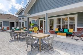 Charlotte apartment for rent - the courtyard at the lighthouse at glen cove