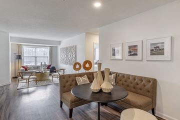 Salem apartment for rent - a living room with a couch and a table