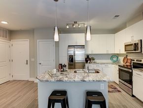 Rockville apartment for rent - Bell Shady Grove Apartment Kitchen