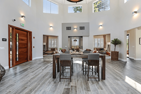 San Jose apartment for rent - A modern dining room with a large table and chairs.