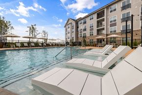Pittsboro apartment for rent - KnollatBriarChapel_Pool