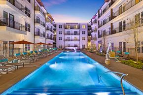Dallas apartment for rent - West Love  Pool
