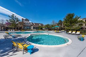 Ashburn apartment for rent - The Ashborough Pool